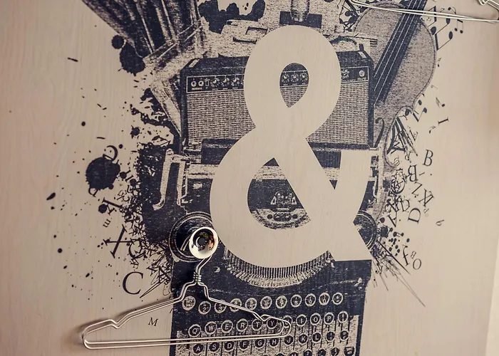 U&Me; BW Signature Collection